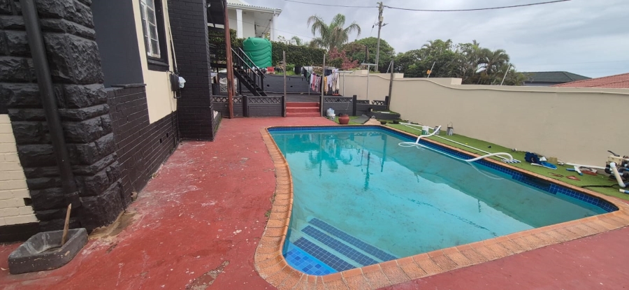 To Let 1 Bedroom Property for Rent in Ocean View KwaZulu-Natal