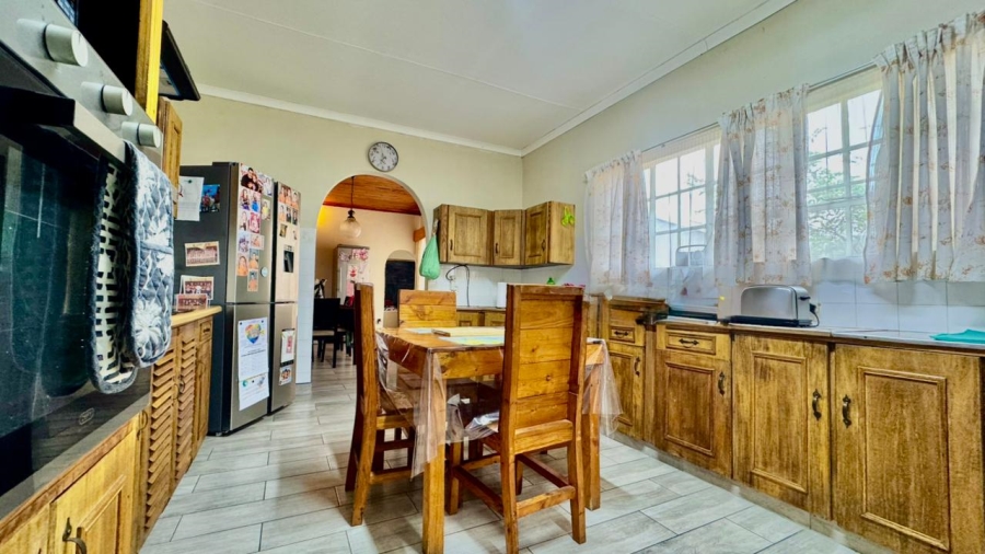 4 Bedroom Property for Sale in Huttenheights KwaZulu-Natal