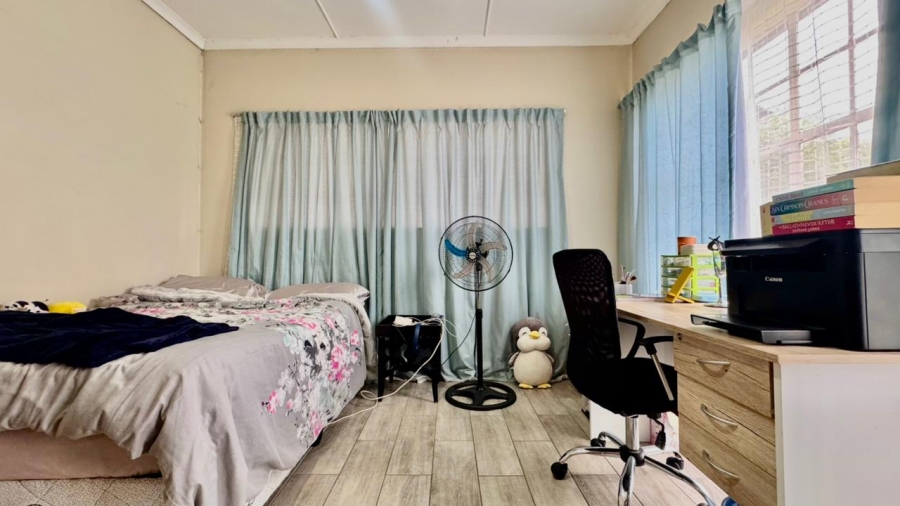 4 Bedroom Property for Sale in Huttenheights KwaZulu-Natal