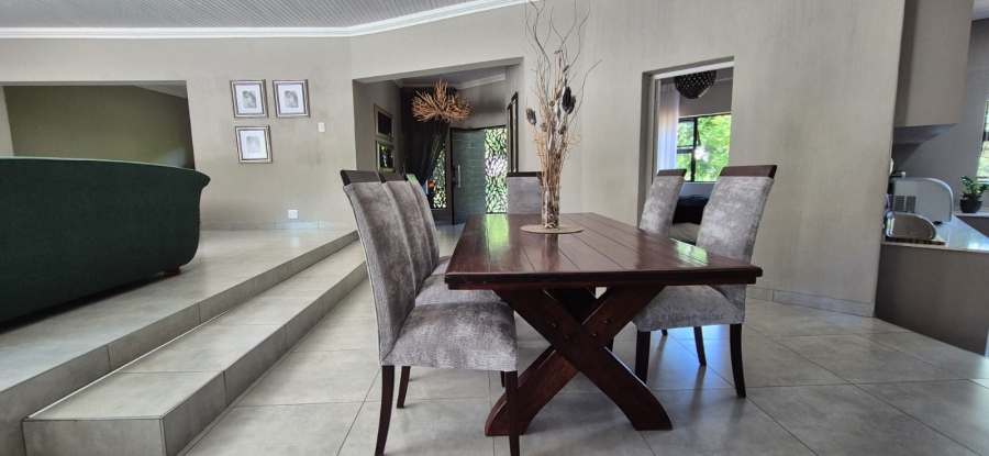 5 Bedroom Property for Sale in Huttenheights KwaZulu-Natal
