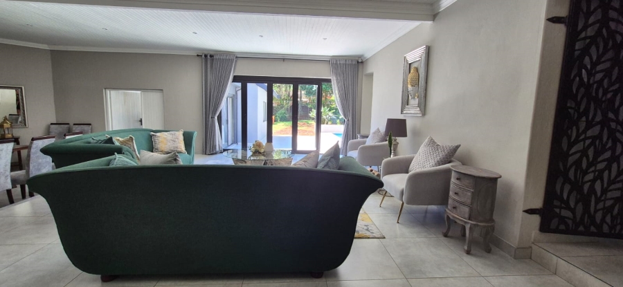 5 Bedroom Property for Sale in Huttenheights KwaZulu-Natal