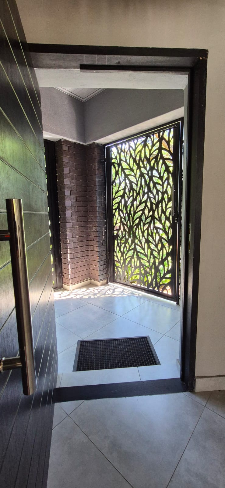 5 Bedroom Property for Sale in Huttenheights KwaZulu-Natal