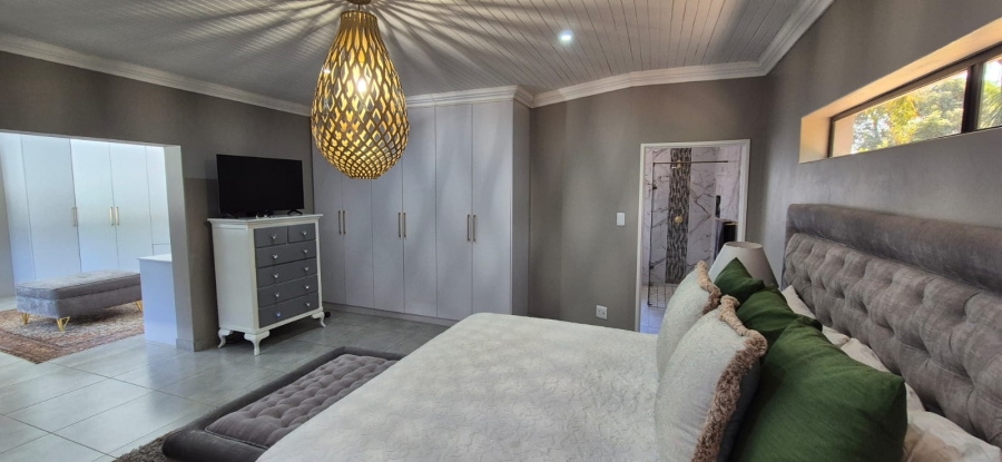 5 Bedroom Property for Sale in Huttenheights KwaZulu-Natal