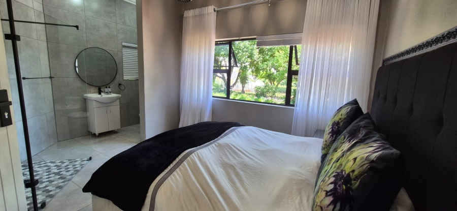 5 Bedroom Property for Sale in Huttenheights KwaZulu-Natal