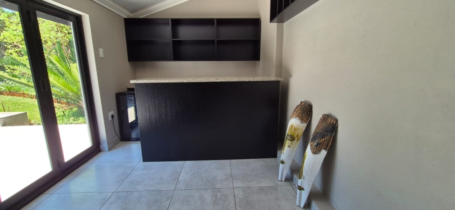 5 Bedroom Property for Sale in Huttenheights KwaZulu-Natal