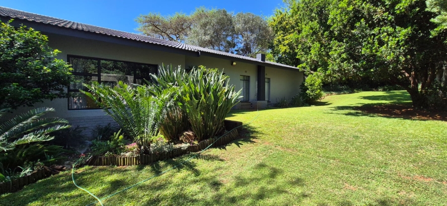 5 Bedroom Property for Sale in Huttenheights KwaZulu-Natal