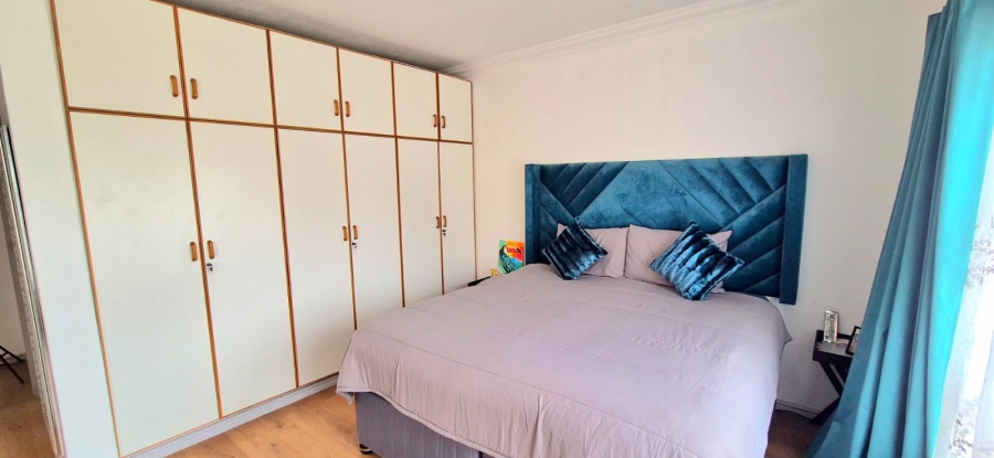 3 Bedroom Property for Sale in Amanzimtoti KwaZulu-Natal