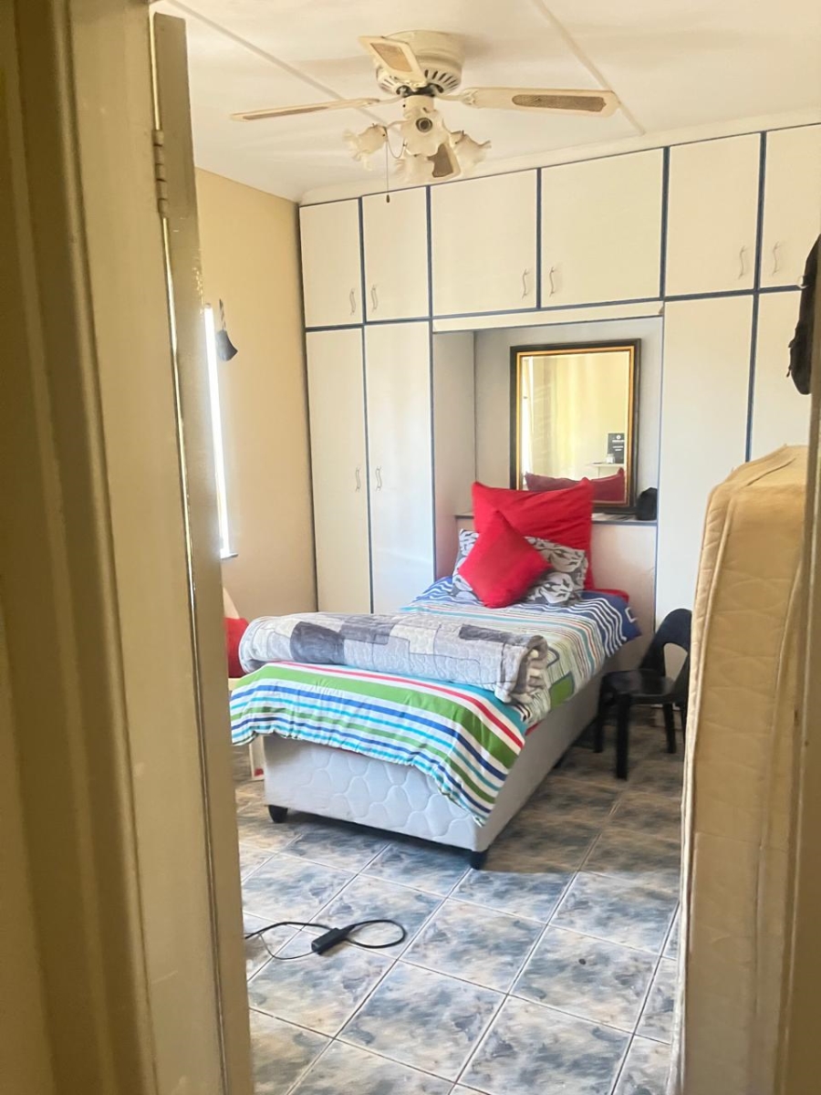 To Let 3 Bedroom Property for Rent in Pinelands KwaZulu-Natal