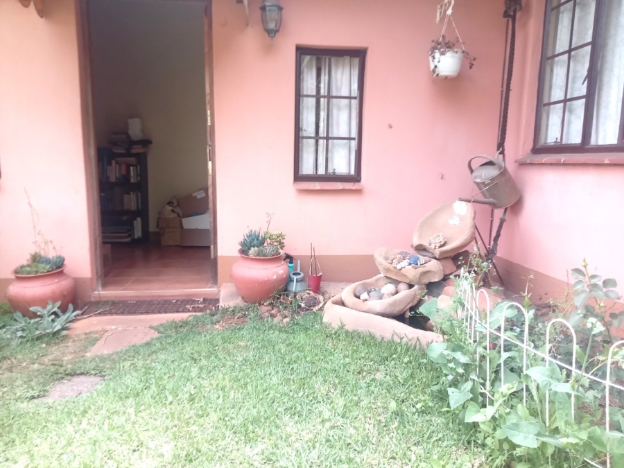 To Let 2 Bedroom Property for Rent in Greendale KwaZulu-Natal
