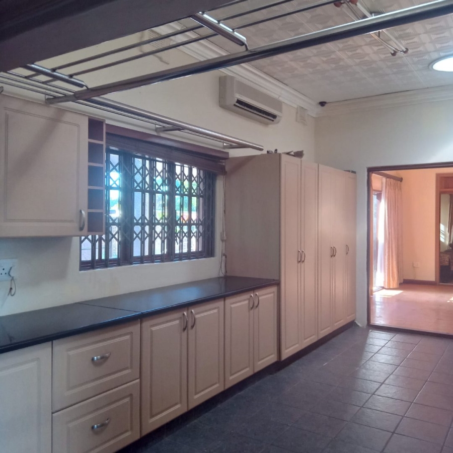 5 Bedroom Property for Sale in Ramsgate KwaZulu-Natal
