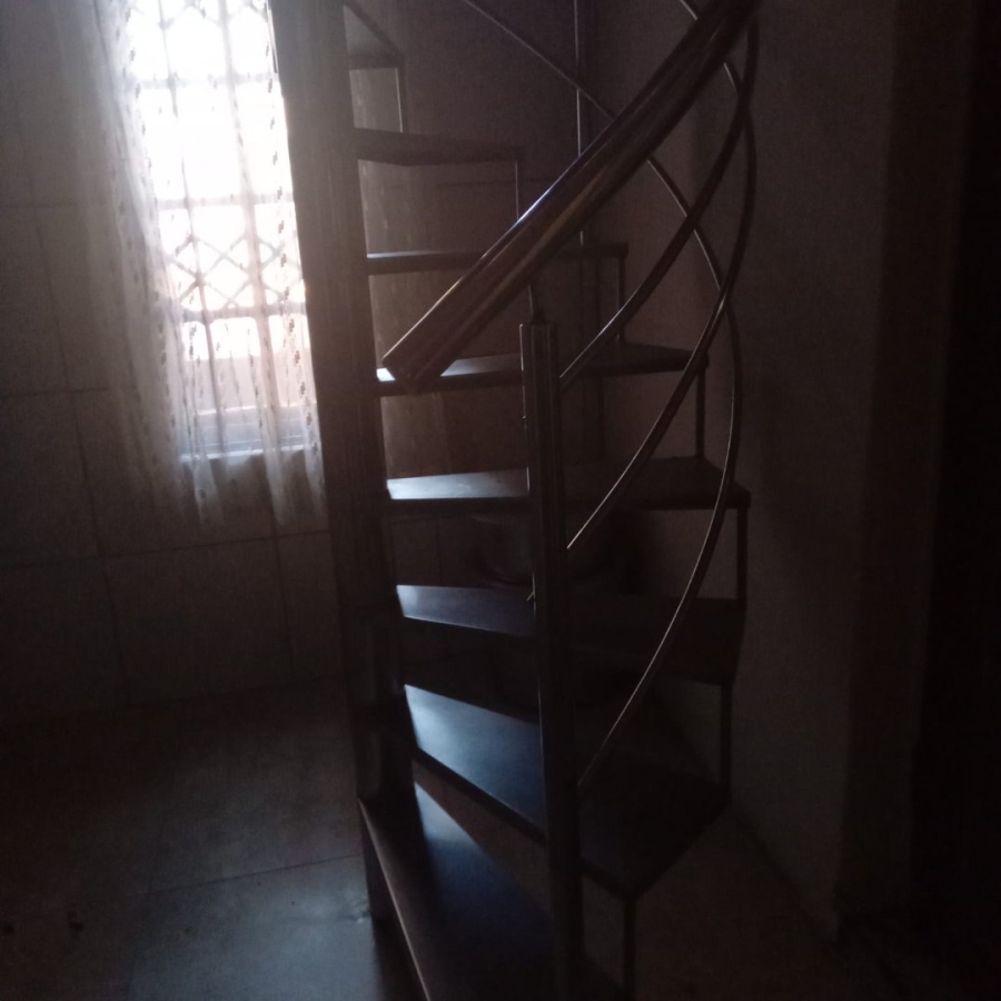 5 Bedroom Property for Sale in Ramsgate KwaZulu-Natal