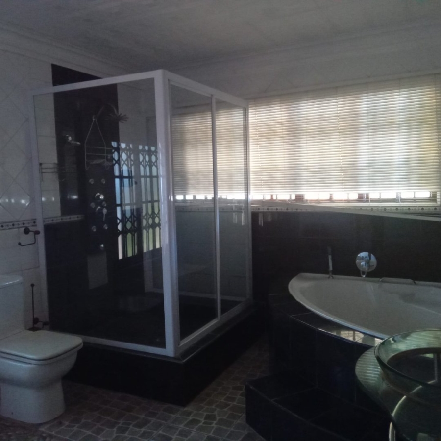 5 Bedroom Property for Sale in Ramsgate KwaZulu-Natal
