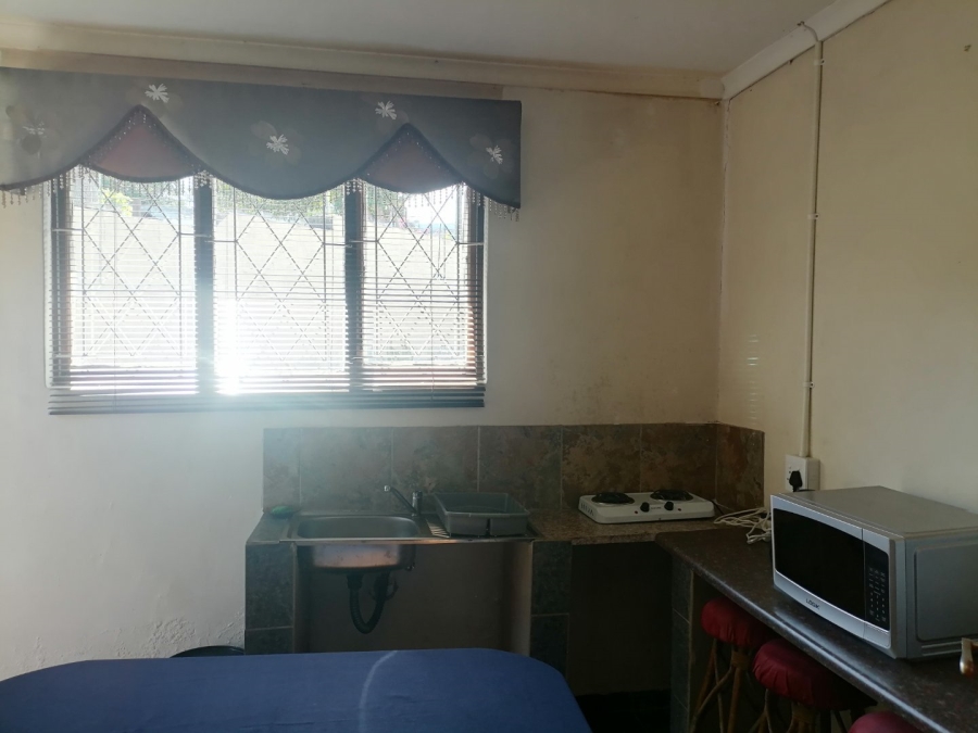 To Let commercial Property for Rent in Port Shepstone KwaZulu-Natal