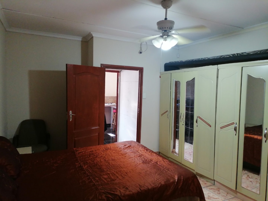 To Let commercial Property for Rent in Port Shepstone KwaZulu-Natal