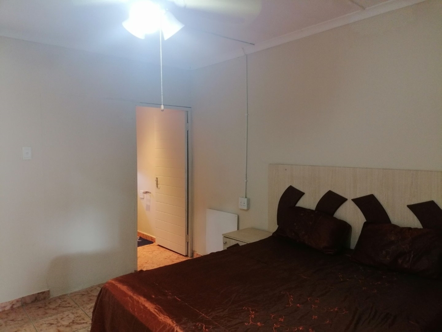 To Let commercial Property for Rent in Port Shepstone KwaZulu-Natal