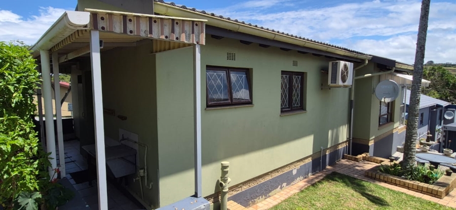 3 Bedroom Property for Sale in Hibberdene KwaZulu-Natal