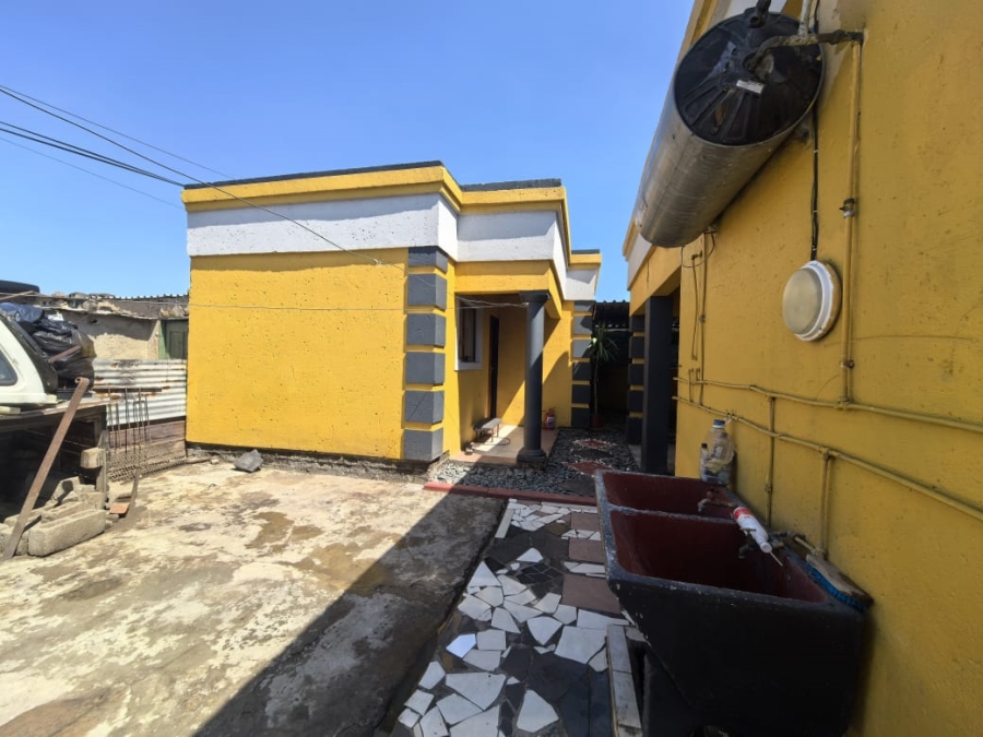  Bedroom Property for Sale in Osizweni KwaZulu-Natal