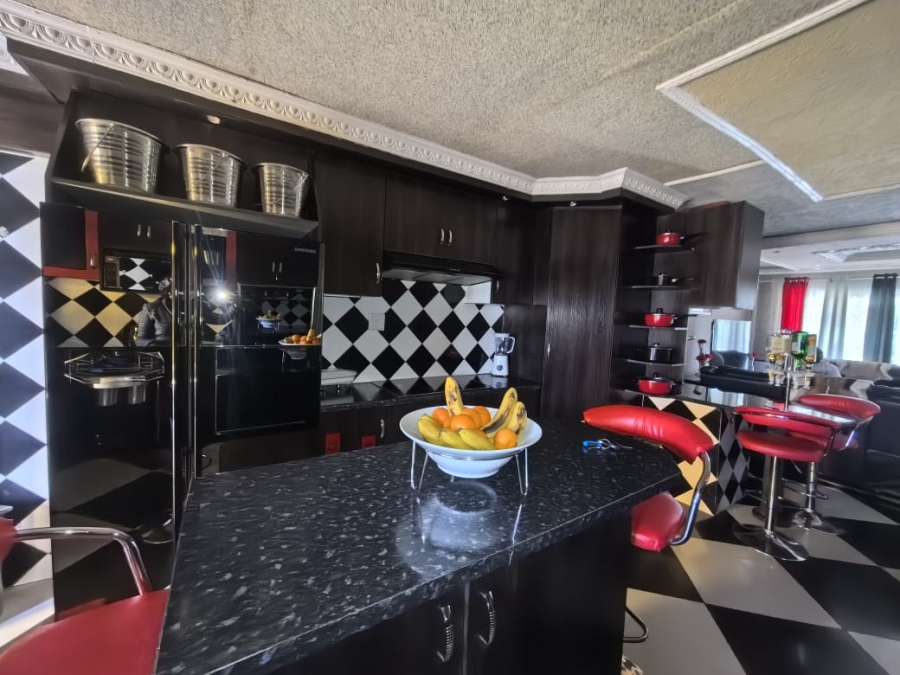  Bedroom Property for Sale in Osizweni KwaZulu-Natal