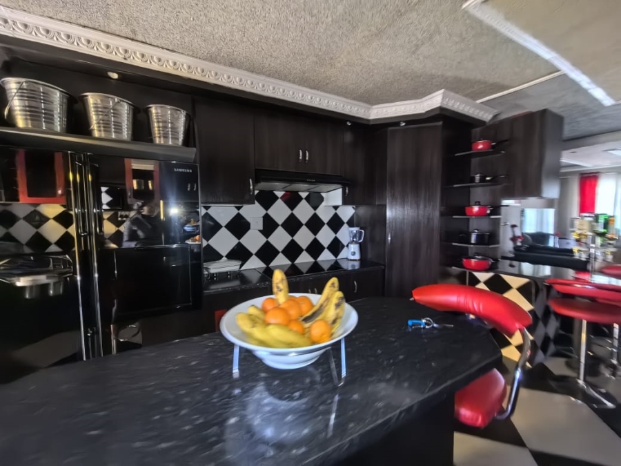  Bedroom Property for Sale in Osizweni KwaZulu-Natal