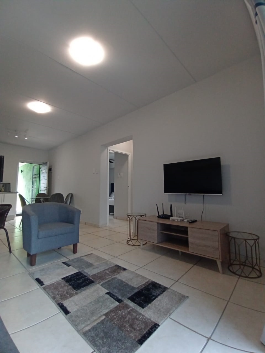 2 Bedroom Property for Sale in Ballitoville KwaZulu-Natal