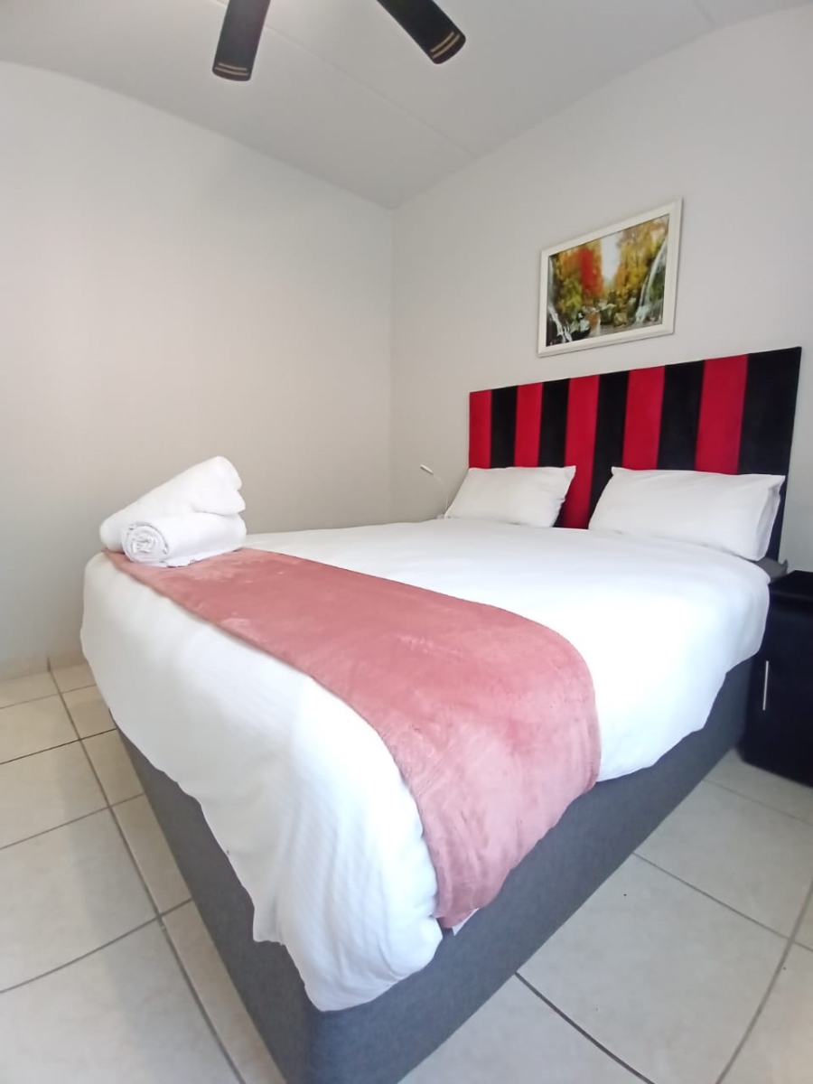 2 Bedroom Property for Sale in Ballitoville KwaZulu-Natal