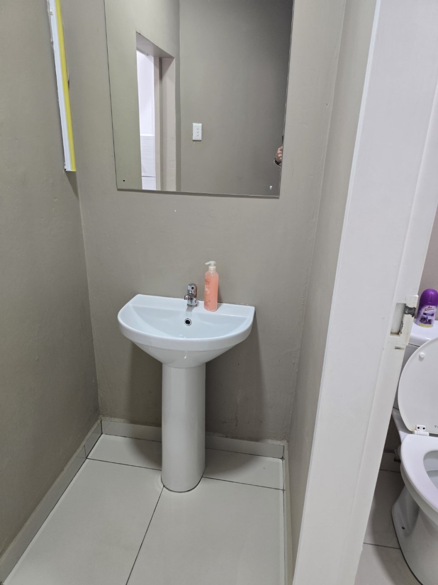 To Let commercial Property for Rent in Shelly Beach KwaZulu-Natal