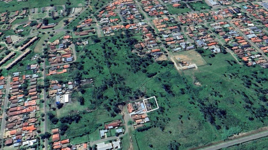 Commercial Property for Sale in Lennoxton KwaZulu-Natal