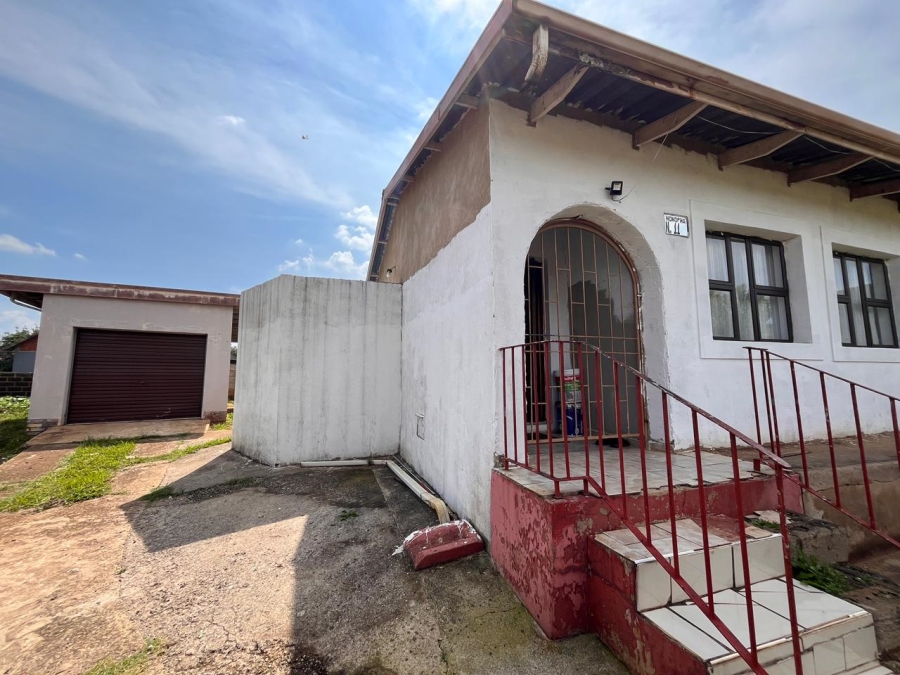 4 Bedroom Property for Sale in Amajuba Park KwaZulu-Natal