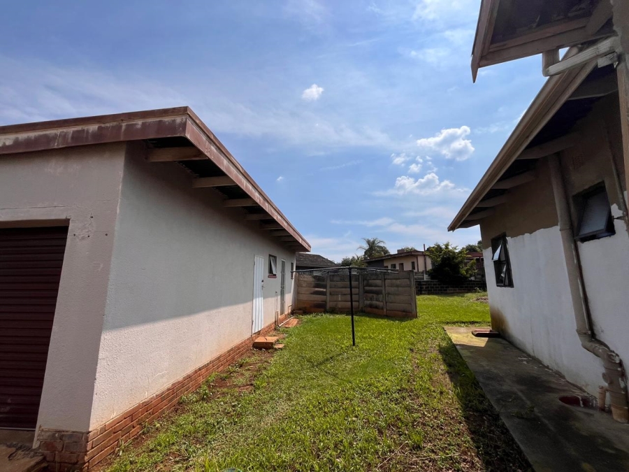 4 Bedroom Property for Sale in Amajuba Park KwaZulu-Natal