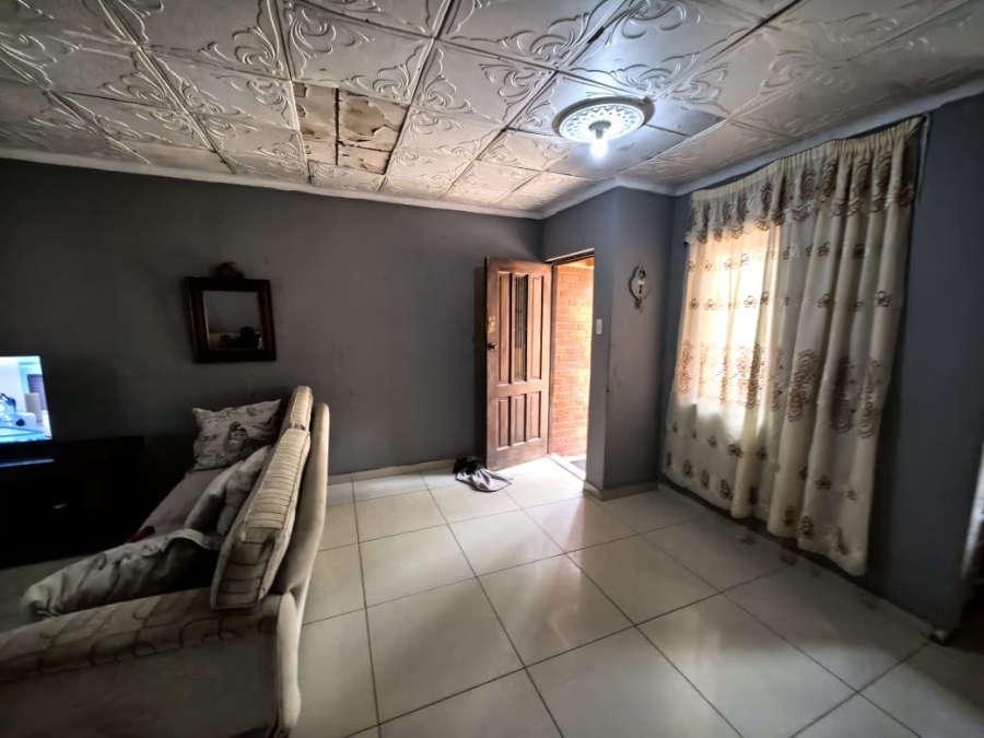 To Let 3 Bedroom Property for Rent in Pineview KwaZulu-Natal