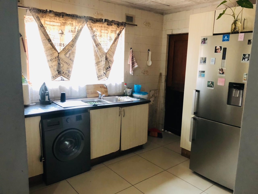 To Let 3 Bedroom Property for Rent in Pineview KwaZulu-Natal