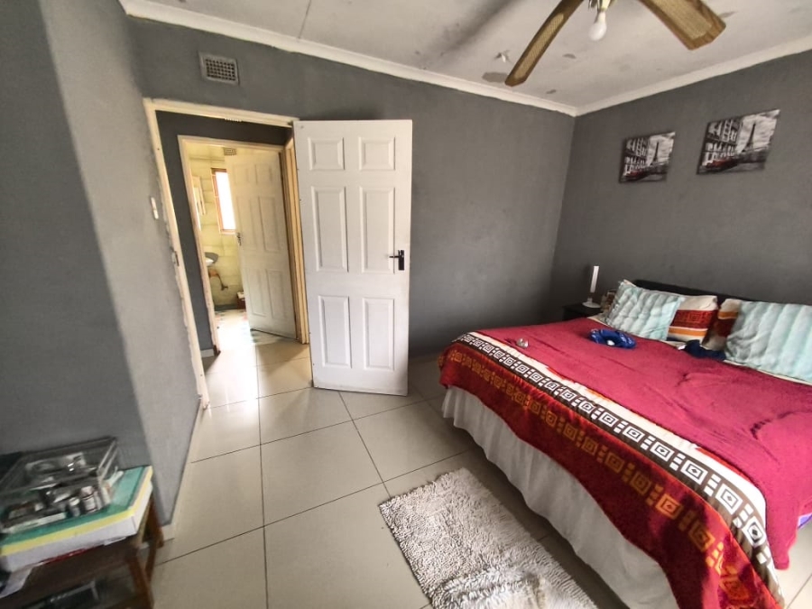 To Let 3 Bedroom Property for Rent in Pineview KwaZulu-Natal