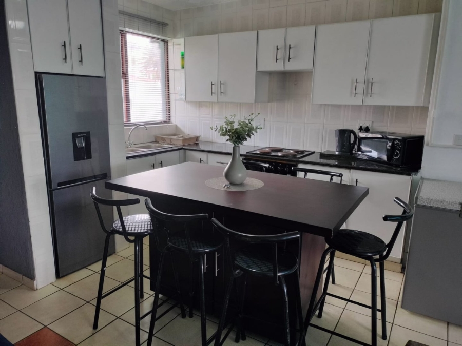 2 Bedroom Property for Sale in Manaba Beach KwaZulu-Natal