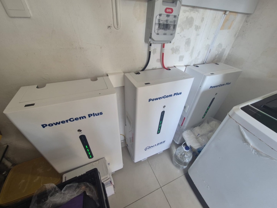 5 Bedroom Property for Sale in Brighton Beach KwaZulu-Natal