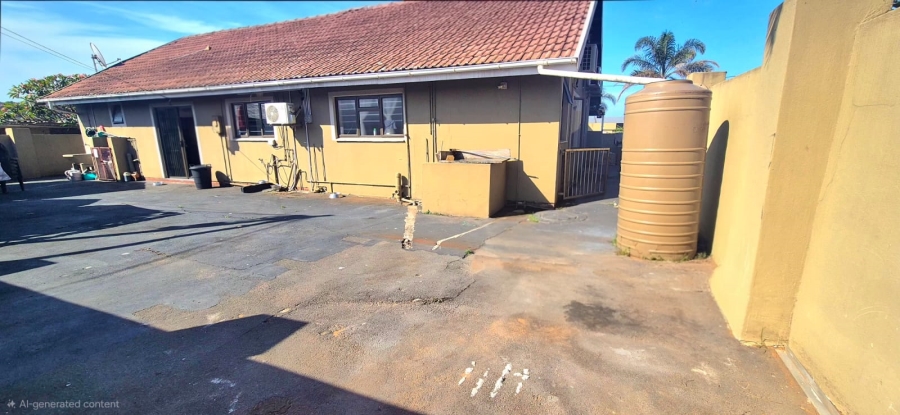 5 Bedroom Property for Sale in Brighton Beach KwaZulu-Natal