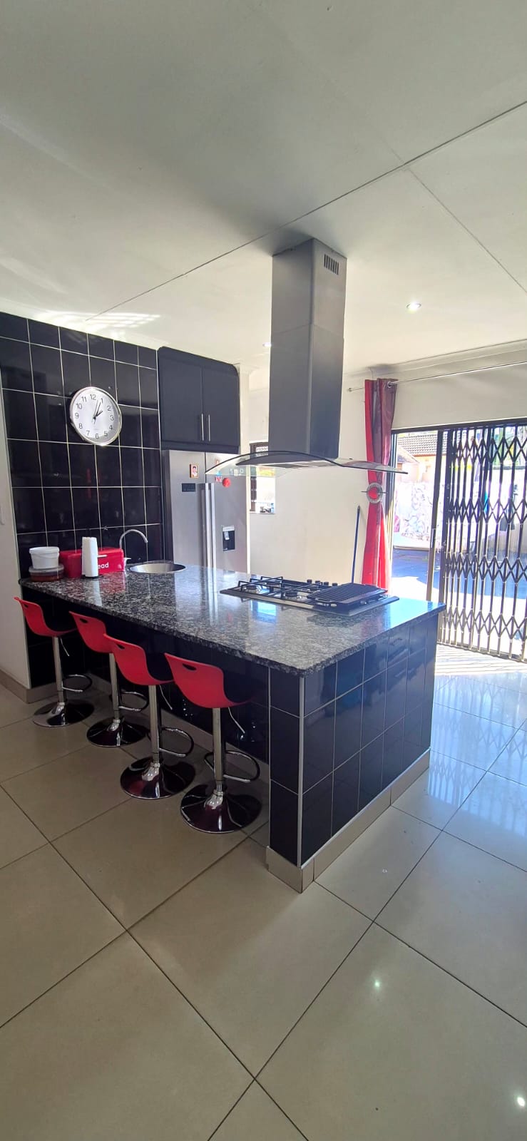 5 Bedroom Property for Sale in Brighton Beach KwaZulu-Natal