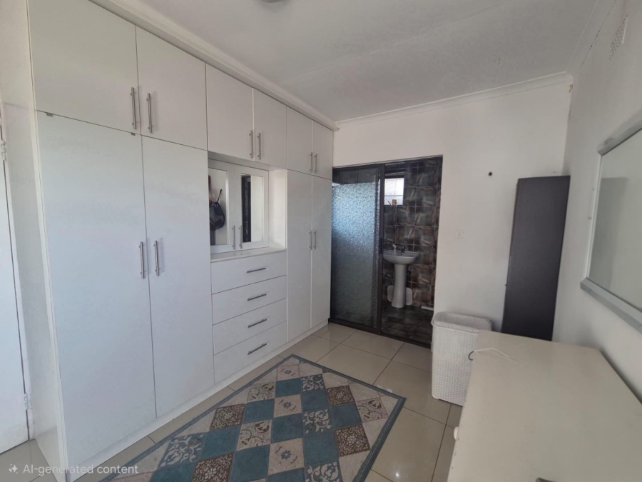 5 Bedroom Property for Sale in Brighton Beach KwaZulu-Natal