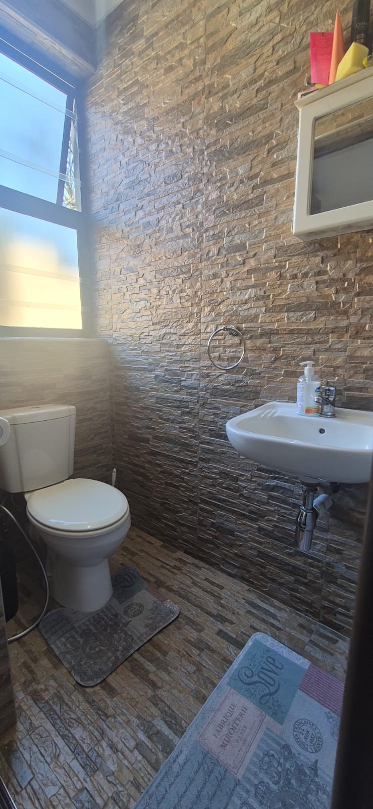 5 Bedroom Property for Sale in Brighton Beach KwaZulu-Natal