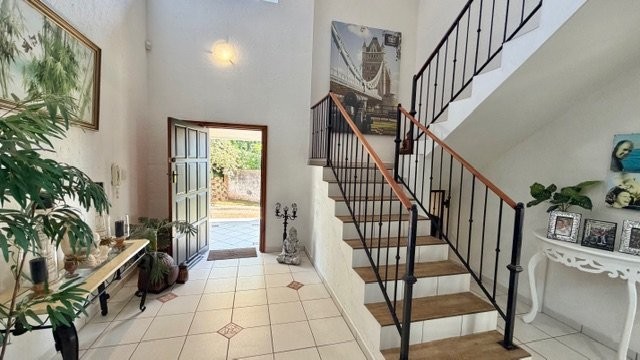 4 Bedroom Property for Sale in Uvongo KwaZulu-Natal