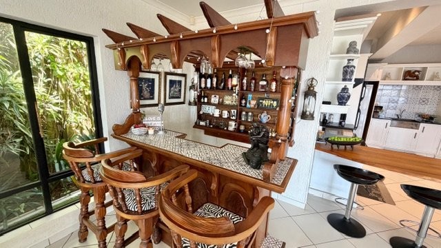 4 Bedroom Property for Sale in Uvongo KwaZulu-Natal