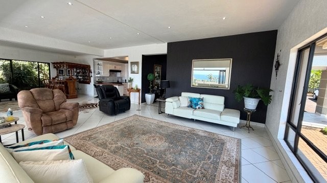 4 Bedroom Property for Sale in Uvongo KwaZulu-Natal