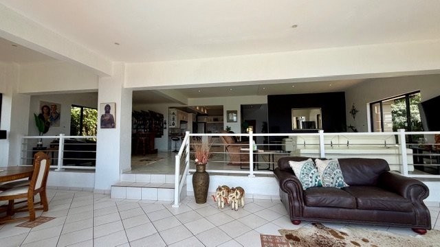 4 Bedroom Property for Sale in Uvongo KwaZulu-Natal
