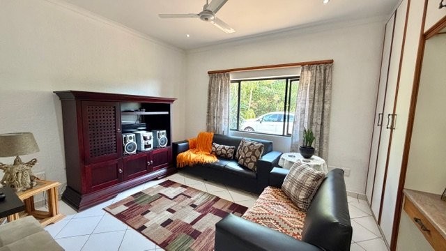 4 Bedroom Property for Sale in Uvongo KwaZulu-Natal