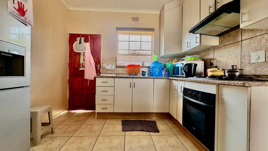 3 Bedroom Property for Sale in Aviary Hill KwaZulu-Natal