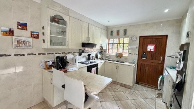 2 Bedroom Property for Sale in Margate KwaZulu-Natal