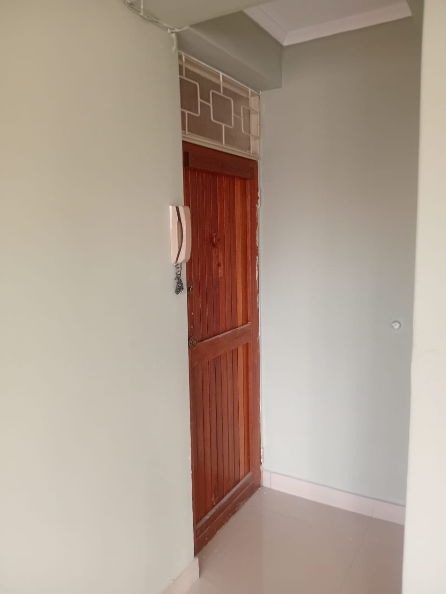 To Let 2 Bedroom Property for Rent in Bulwer KwaZulu-Natal