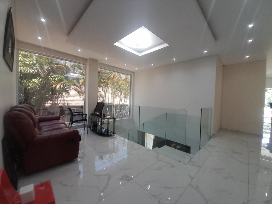 5 Bedroom Property for Sale in Durban North KwaZulu-Natal