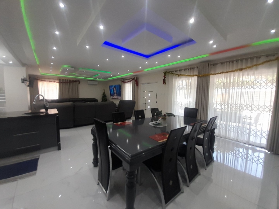 5 Bedroom Property for Sale in Durban North KwaZulu-Natal