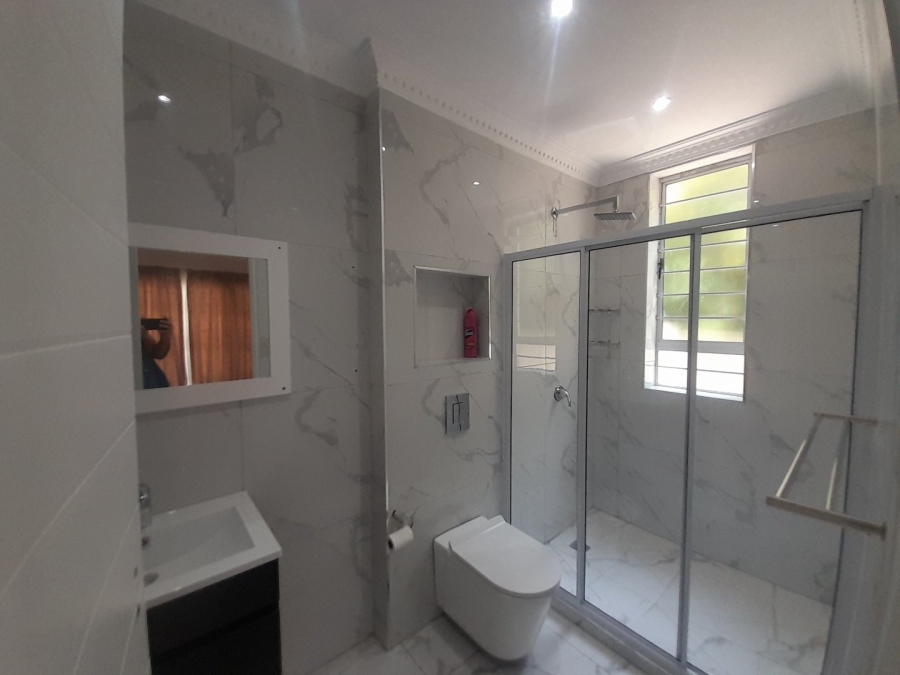 5 Bedroom Property for Sale in Durban North KwaZulu-Natal