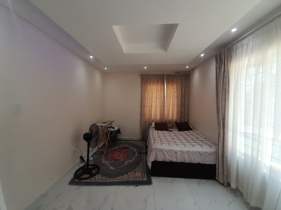 5 Bedroom Property for Sale in Durban North KwaZulu-Natal